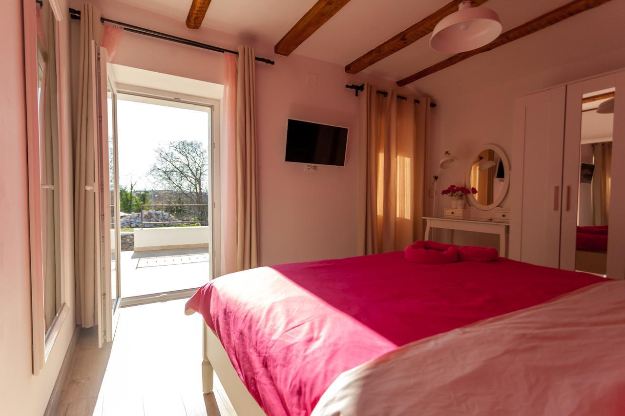 Villa Hrustika - Heated Pool, Jacuzzi & Sauna Gabonjin Eksteriør bilde